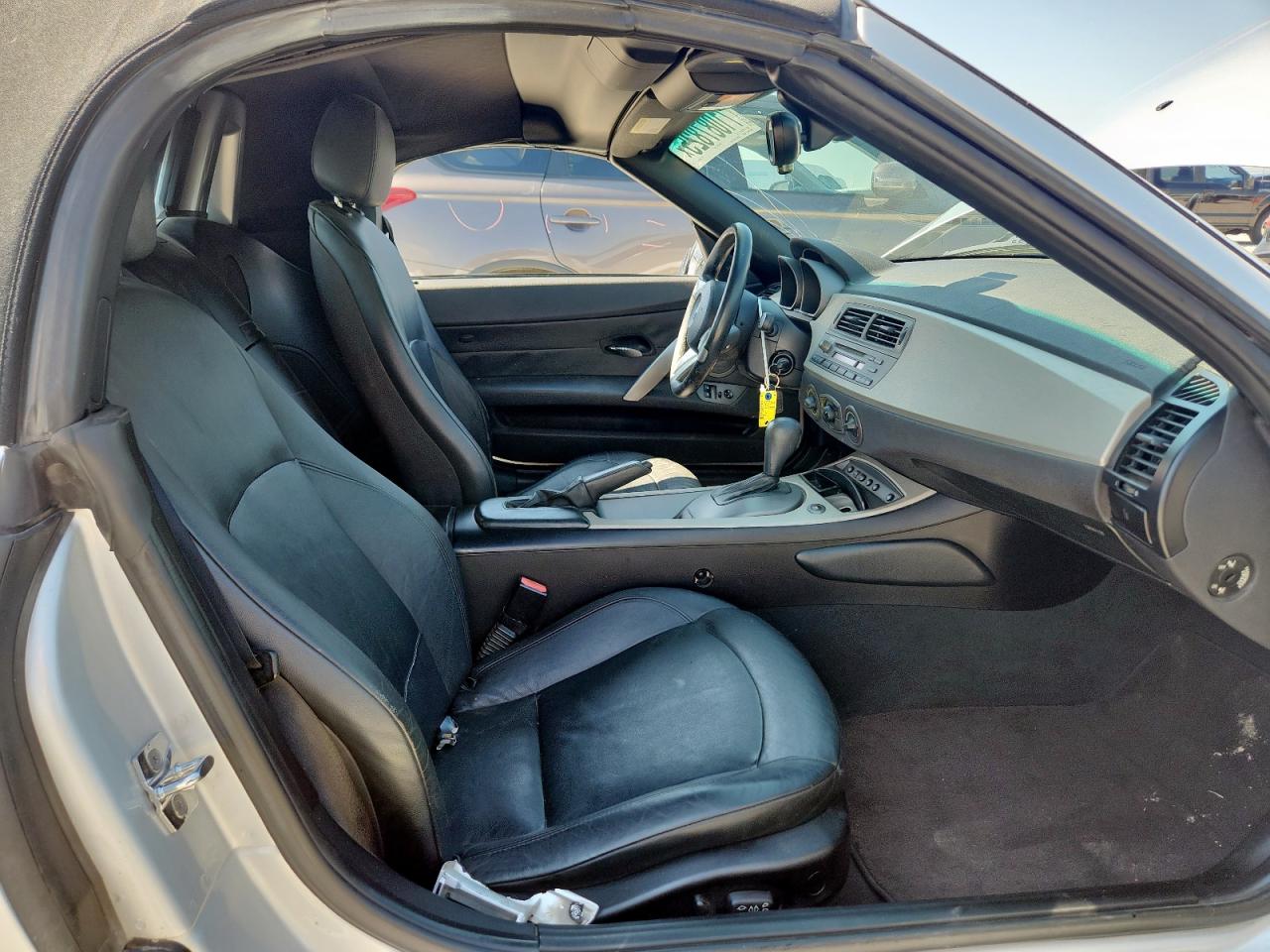 2004 BMW Z4 2.5 VIN: 4USBT33524LS49424 Lot: 71087825