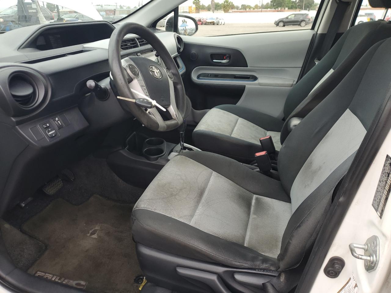 2012 Toyota Prius C VIN: JTDKDTB31C1017023 Lot: 83796925