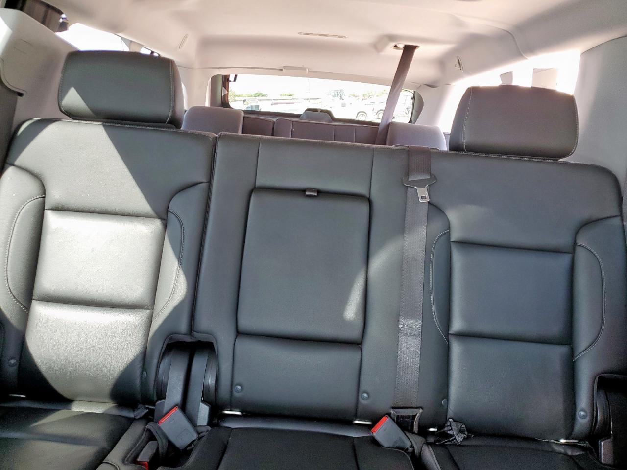 2018 Chevrolet Suburban C1500 Lt VIN: 1GNSCHKC9JR253098 Lot: 81742825