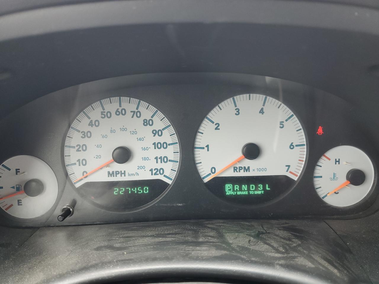 2005 Dodge Caravan Sxt VIN: 1D4GP45R45B251112 Lot: 80945735