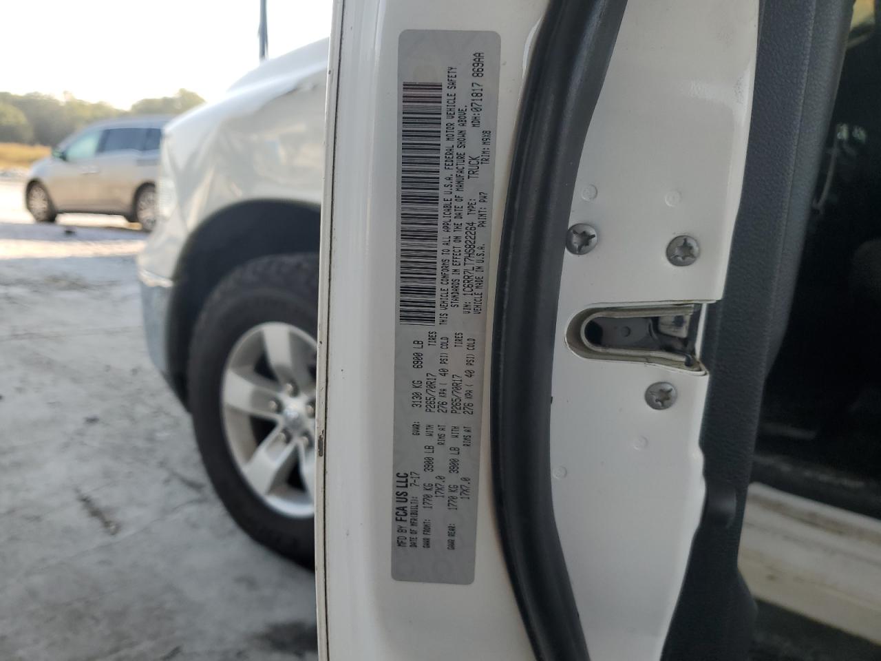 2017 Ram 1500 Slt VIN: 1C6RR7LT7HS822264 Lot: 80987555