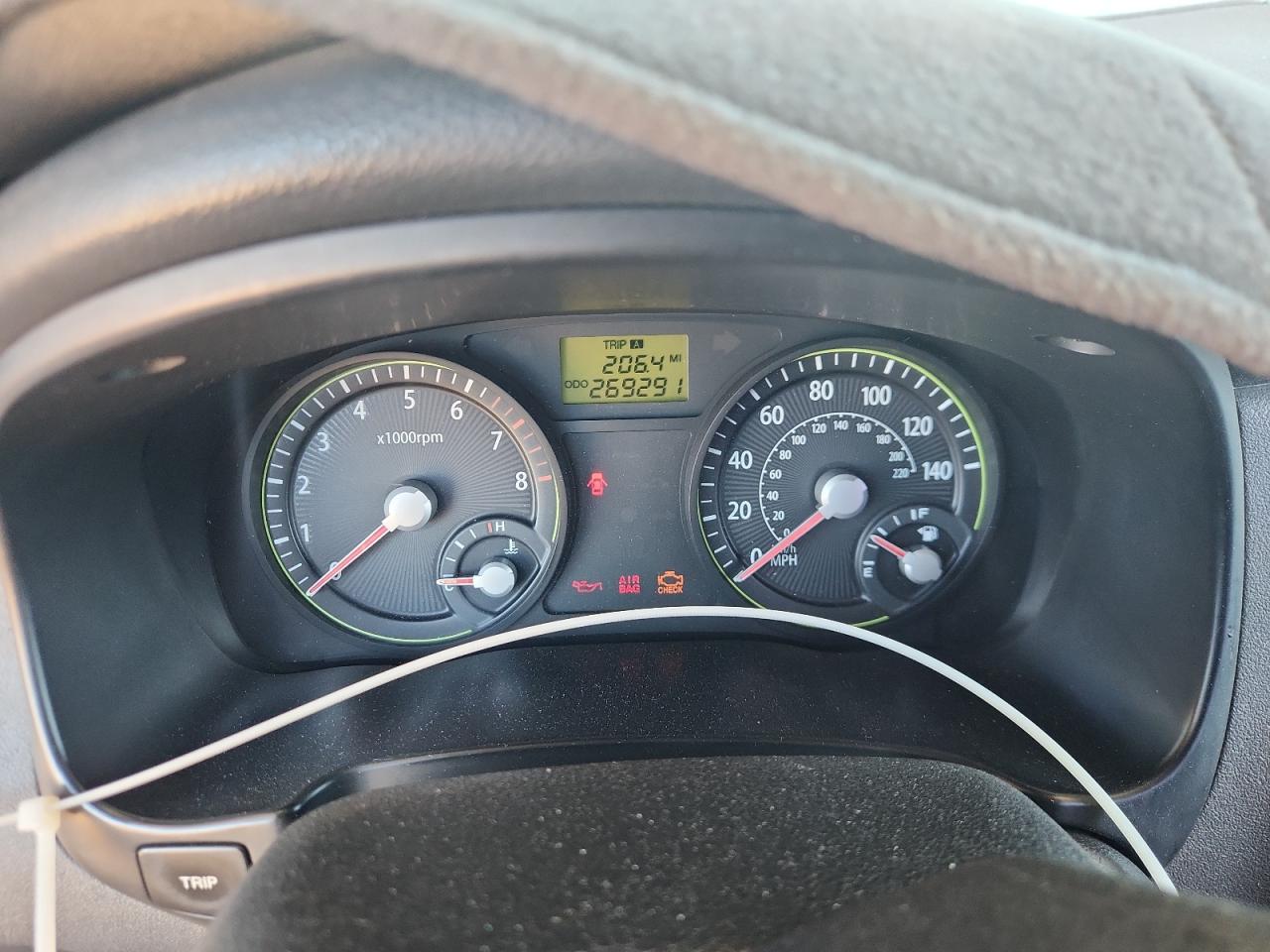 2007 Kia Rio Base VIN: KNADE123576217161 Lot: 81800725