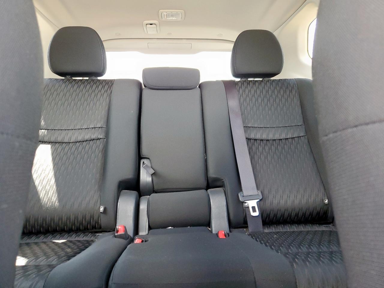 2019 Nissan Rogue S VIN: KNMAT2MT7KP552343 Lot: 80392835