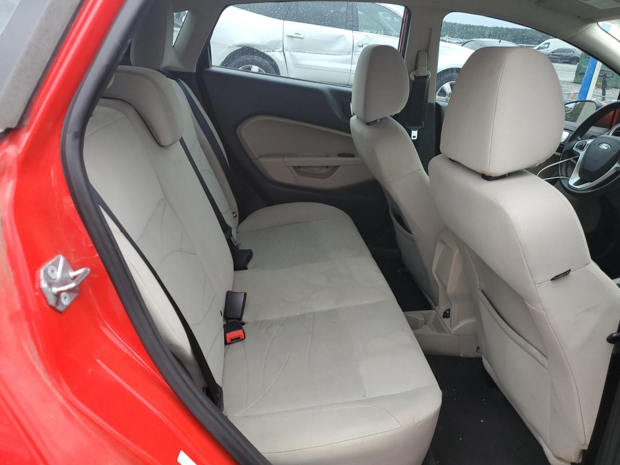 2015 Ford Fiesta Se VIN: 3FADP4EE1FM179377 Lot: 84582475