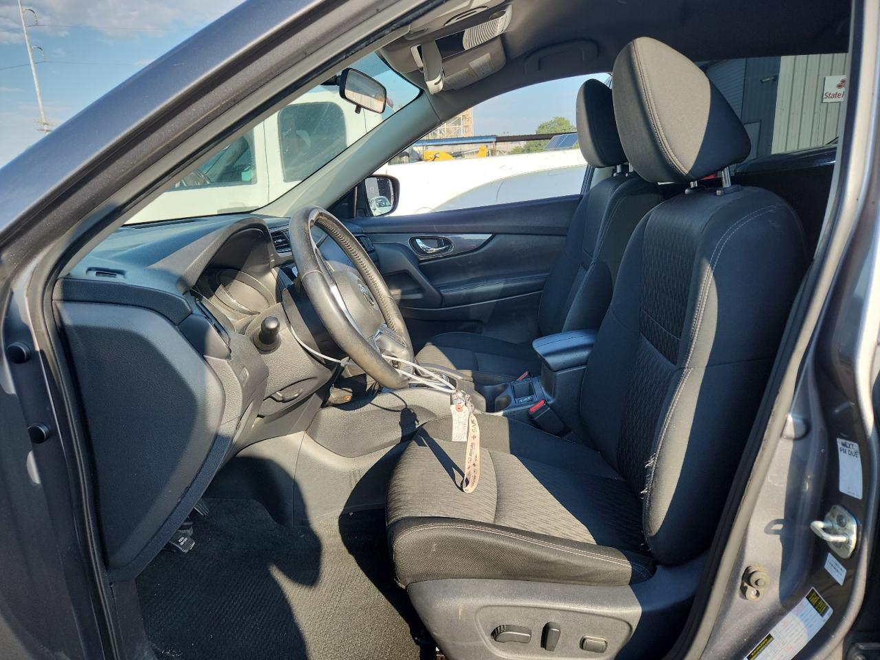 2018 Nissan Rogue S VIN: KNMAT2MT1JP589094 Lot: 82134225