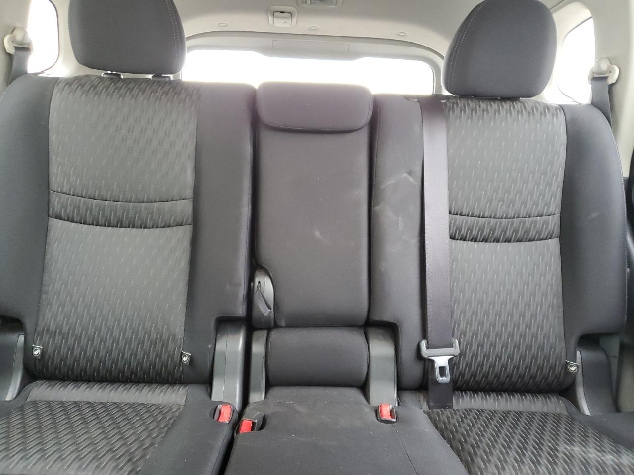 2017 Nissan Rogue S VIN: JN8AT2MV2HW003475 Lot: 84277285