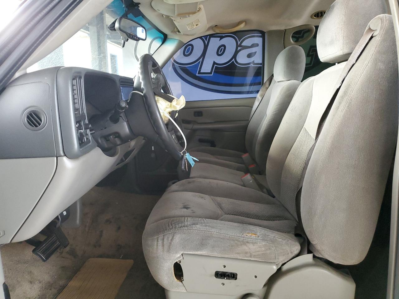 2005 Chevrolet Suburban C1500 VIN: 1GNEC16Z25J129178 Lot: 81907635