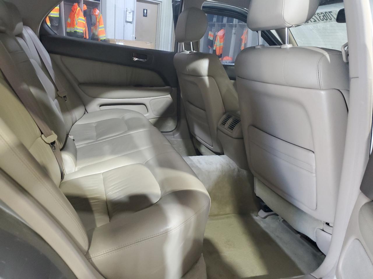 1997 Lexus Ls 400 VIN: JT8BH28F2V0084947 Lot: 70637275