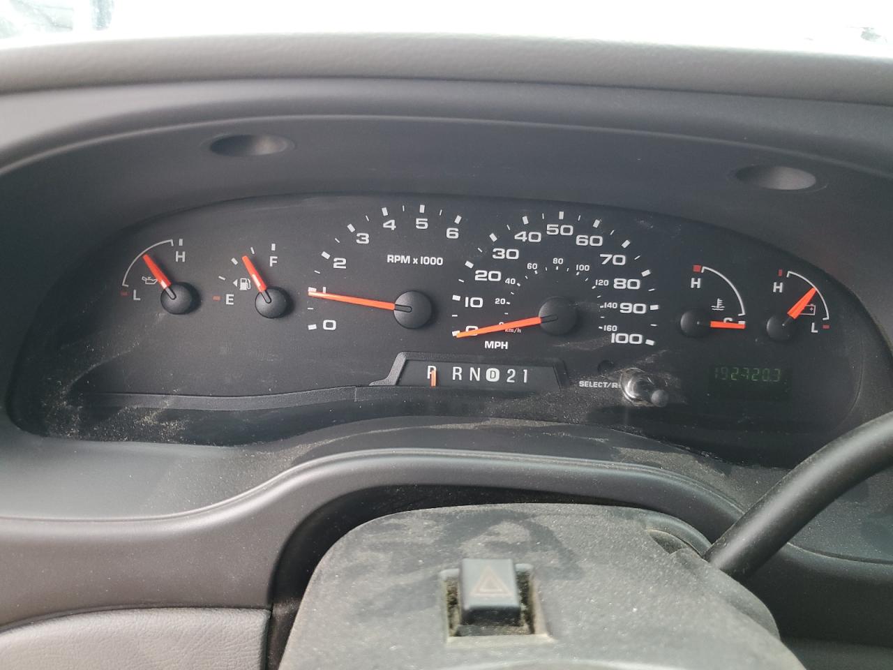 2005 Ford Econoline E250 Van VIN: 1FTNE24L15HA25022 Lot: 84169975