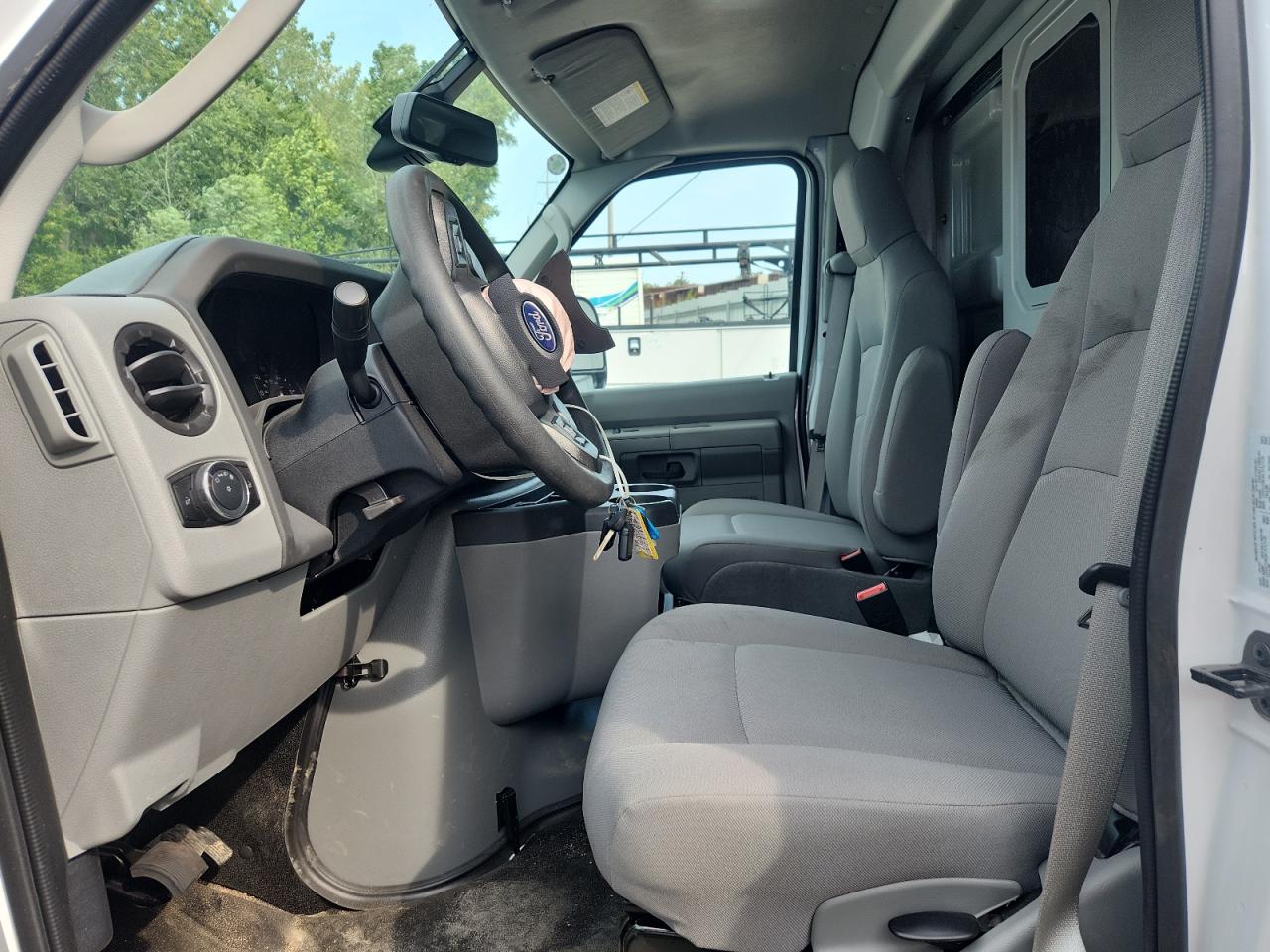 2026 Ford Econoline E350 Super Duty Cutaway Van VIN: 1FDWE3FNXTDD10262 Lot: 70674295