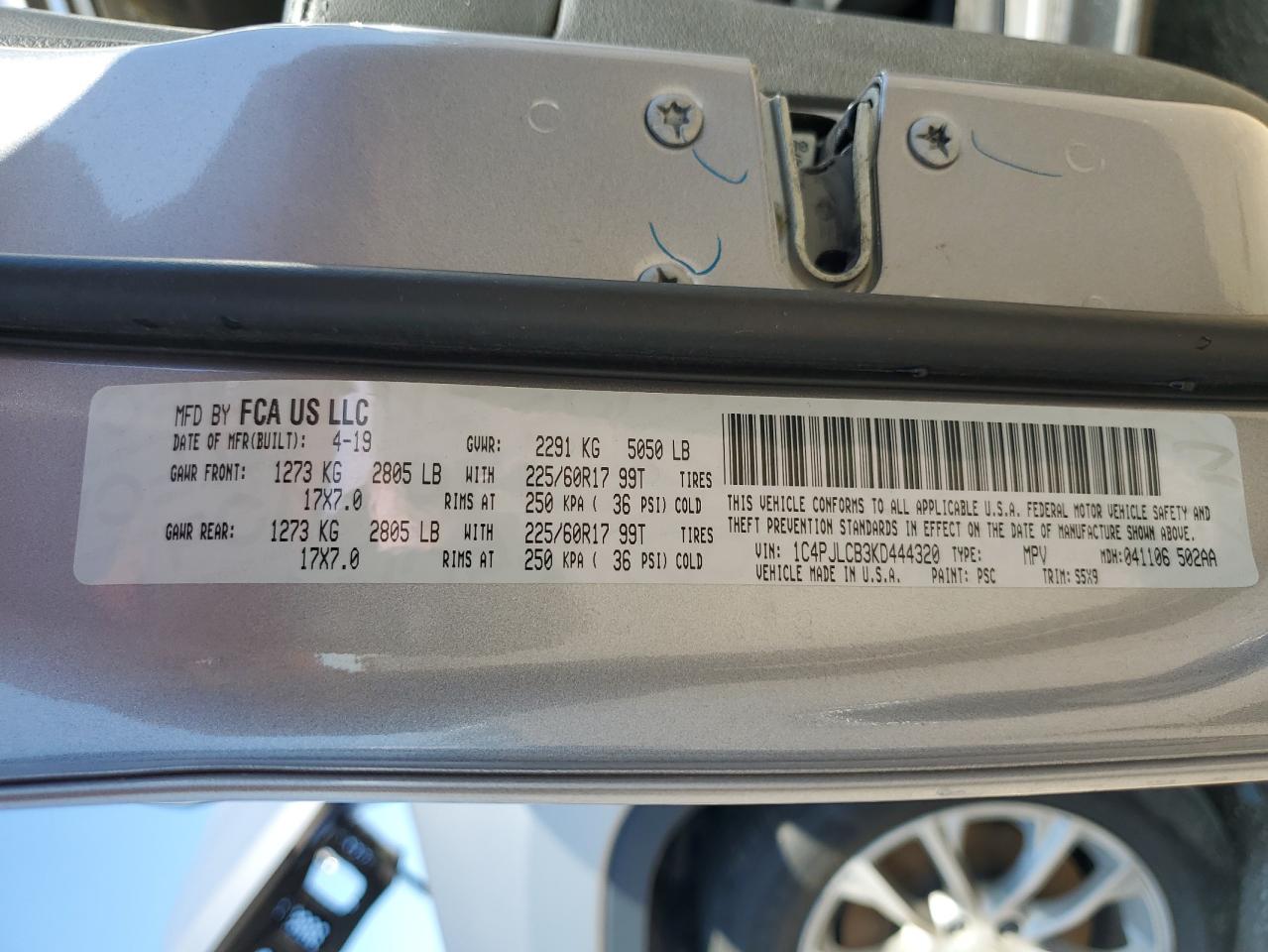 2019 Jeep Cherokee Latitude VIN: 1C4PJLCB3KD444320 Lot: 70730905