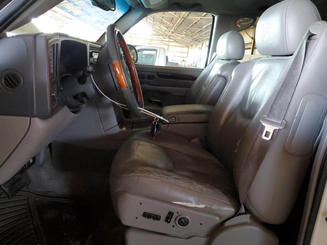 2003 Cadillac Escalade Luxury VIN: 1GYEK63N03R145754 Lot: 82171295