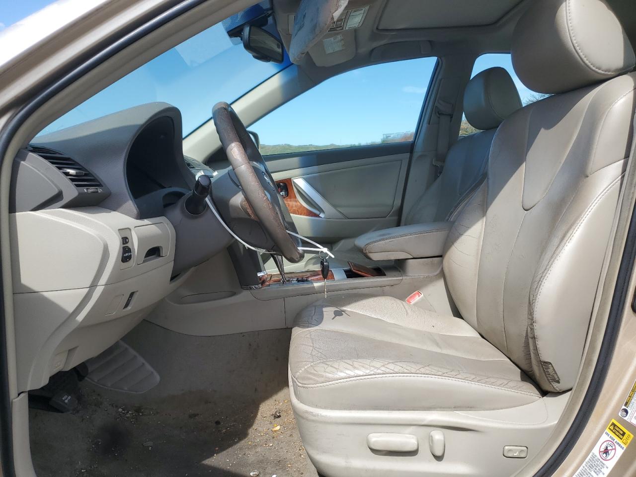 2010 Toyota Camry Base VIN: 4T1BF3EK5AU511258 Lot: 71801655