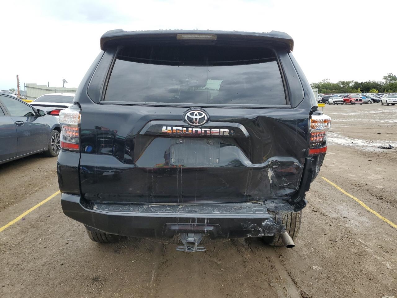 2020 Toyota 4Runner Sr5/Sr5 Premium VIN: JTEBU5JR5L5752612 Lot: 81315575