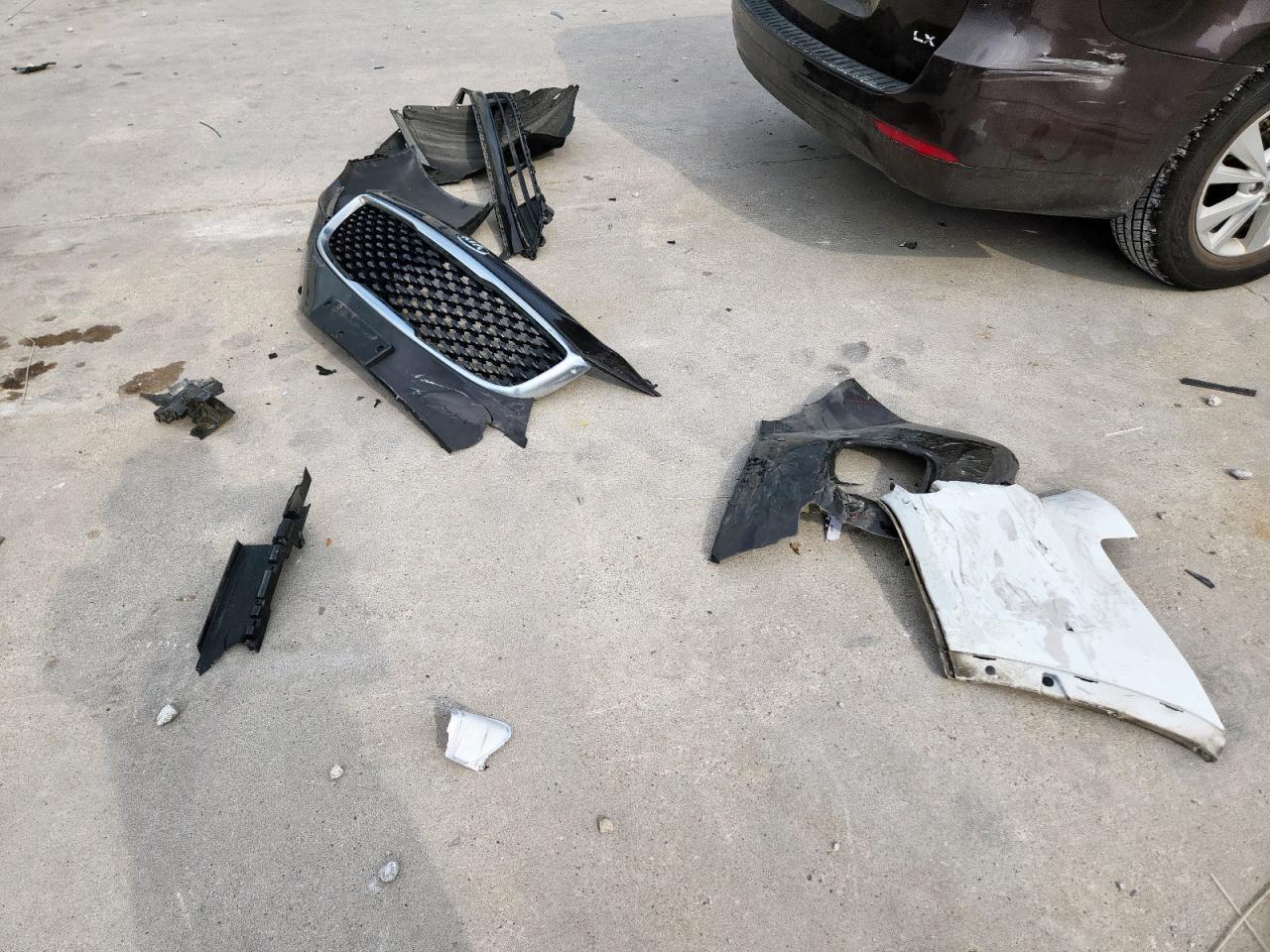 2018 Kia Sedona Lx VIN: KNDMB5C1XJ6379617 Lot: 71741485