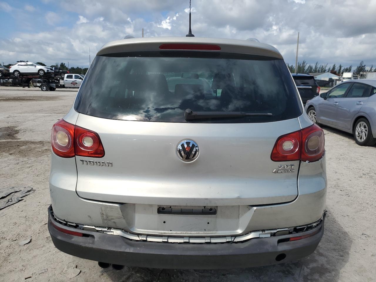 2009 Volkswagen Tiguan Se VIN: WVGBV75N59W526086 Lot: 84641825