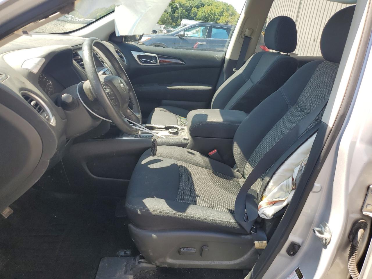 2017 Nissan Pathfinder S VIN: 5N1DR2MM0HC913668 Lot: 71832595