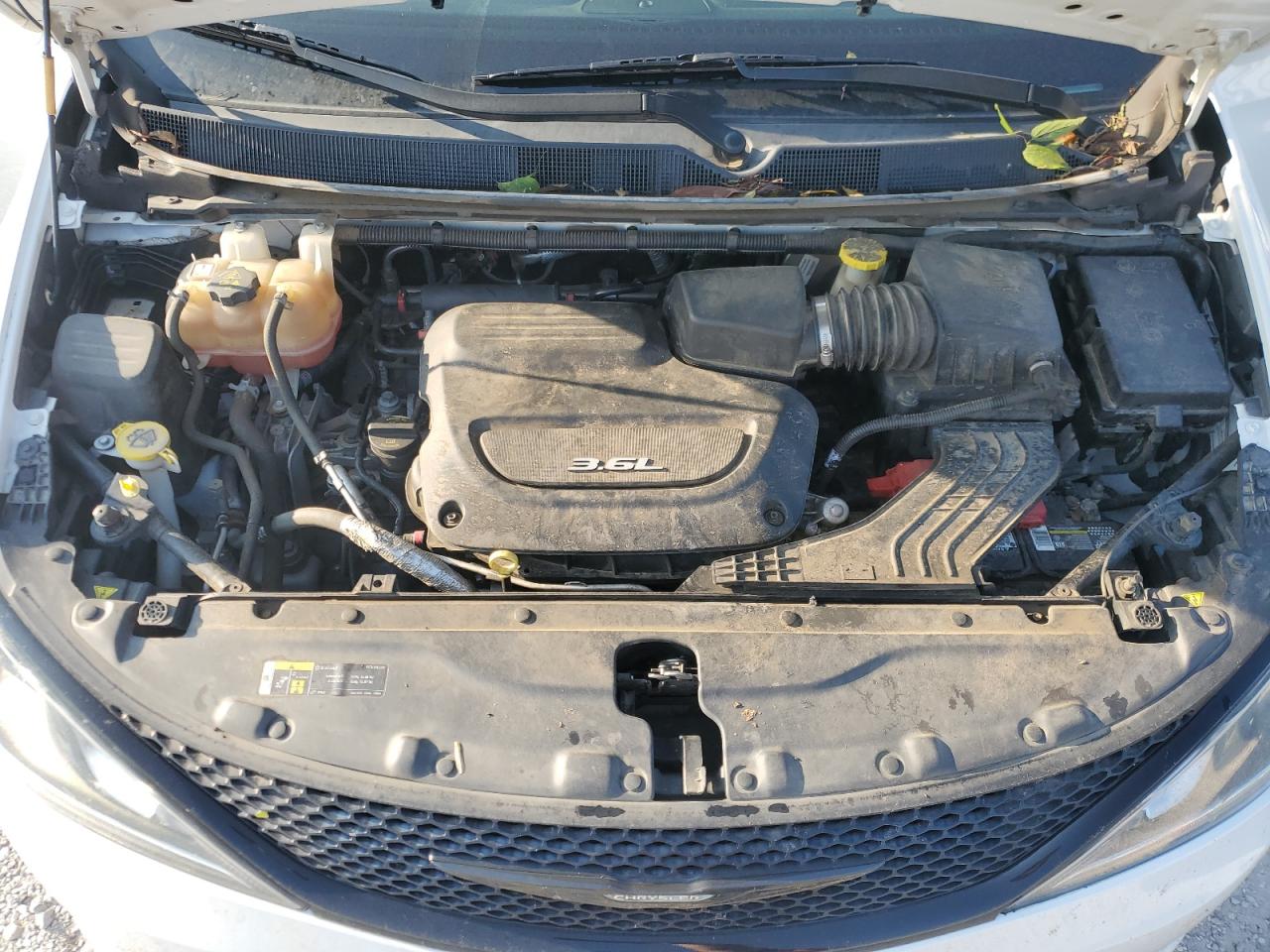 2018 Chrysler Pacifica Limited VIN: 2C4RC1GGXJR193515 Lot: 69035575