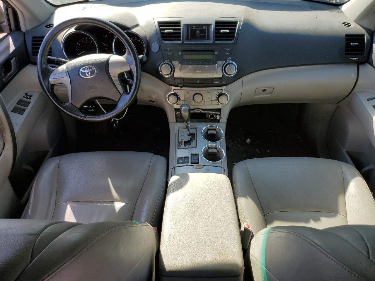 2010 Toyota Highlander Se VIN: 5TDJK3EH9AS013682 Lot: 81937005