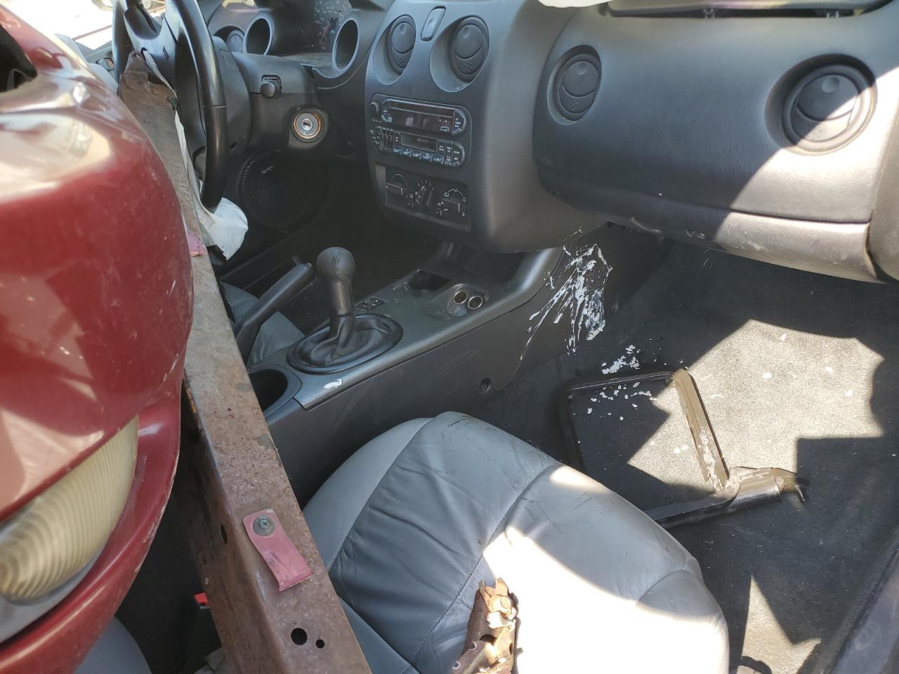 2001 Dodge Stratus R/T VIN: 4B3AG52H01E132244 Lot: 81077205