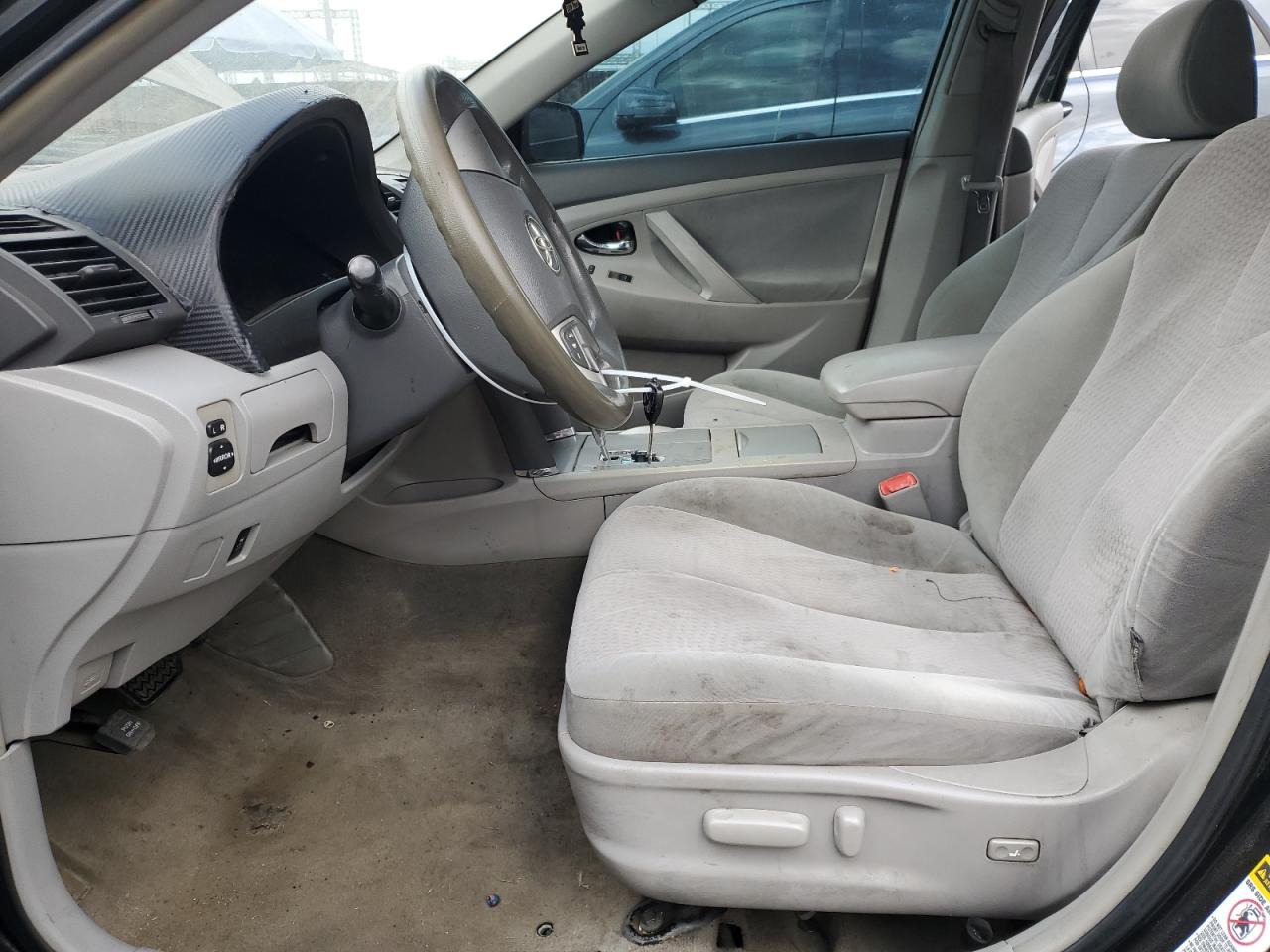 2010 Toyota Camry Base VIN: 4T1BF3EK6AU092045 Lot: 81881545