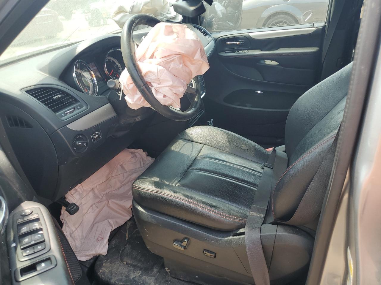 2019 Dodge Grand Caravan Gt VIN: 2C4RDGEG9KR687997 Lot: 71670265