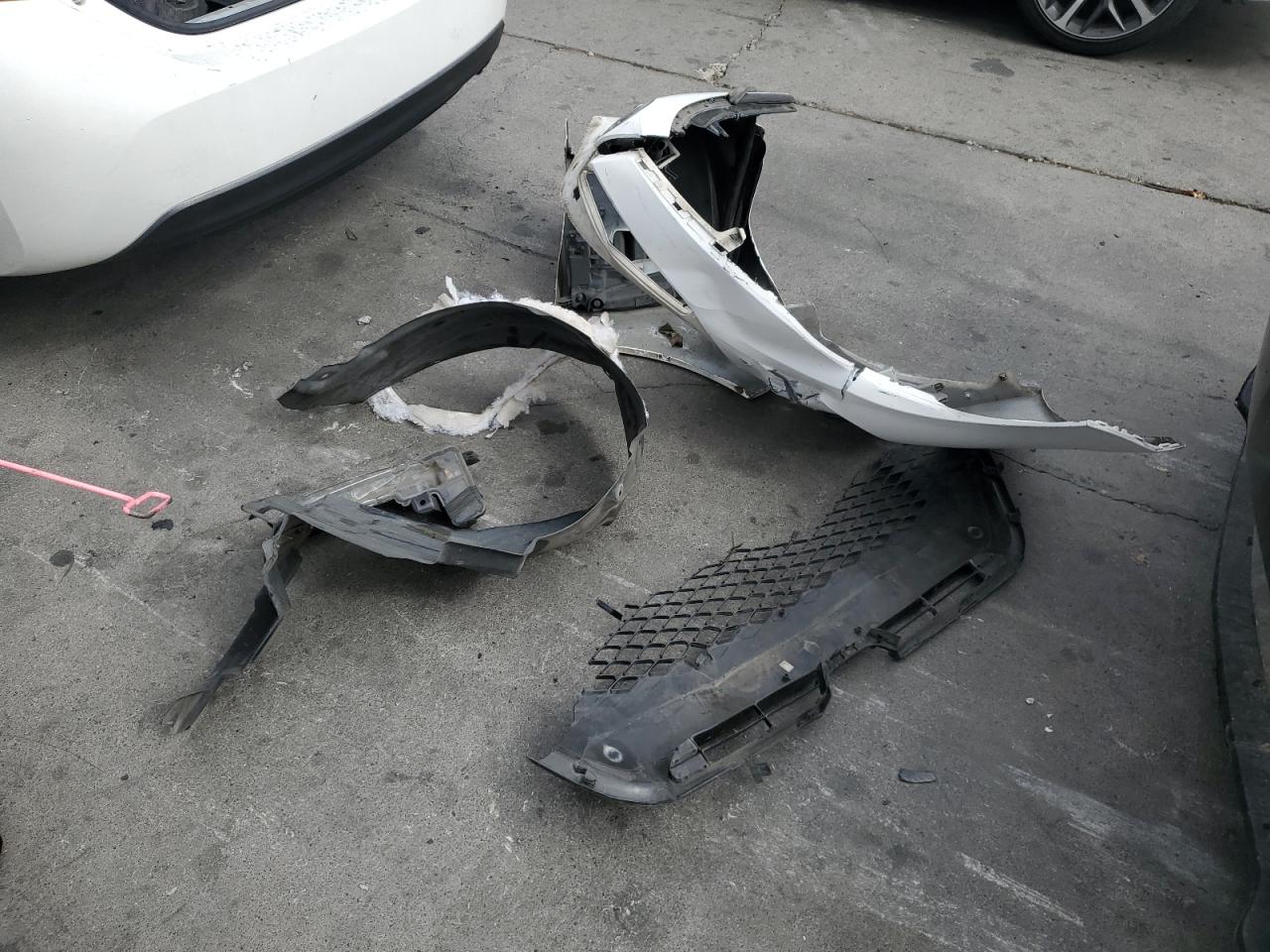 2017 Toyota Corolla L VIN: 2T1BURHE4HC746857 Lot: 81959015