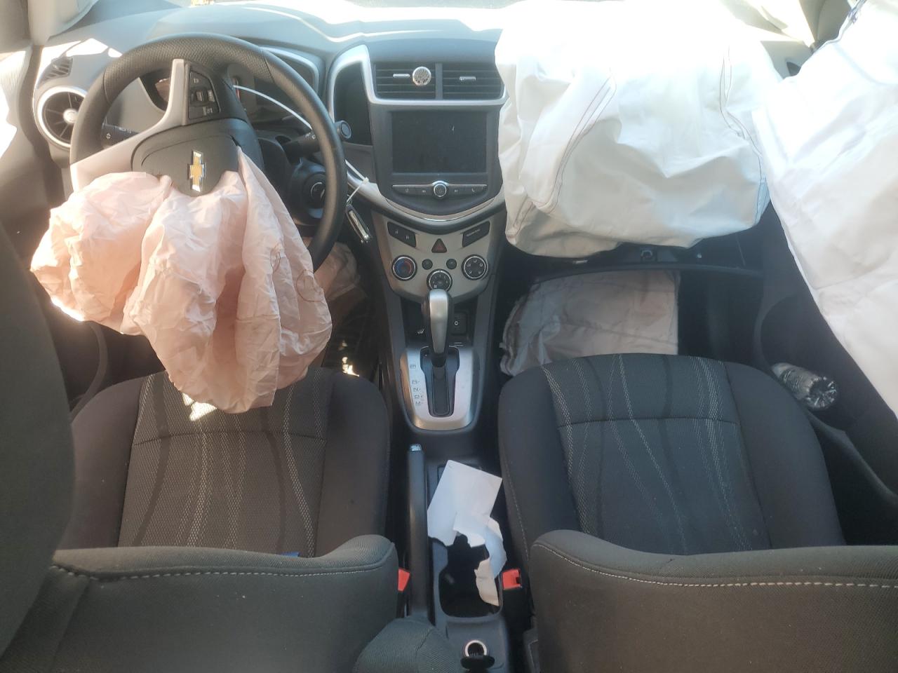 2018 Chevrolet Sonic Lt VIN: 1G1JD5SG9J4126716 Lot: 80079315