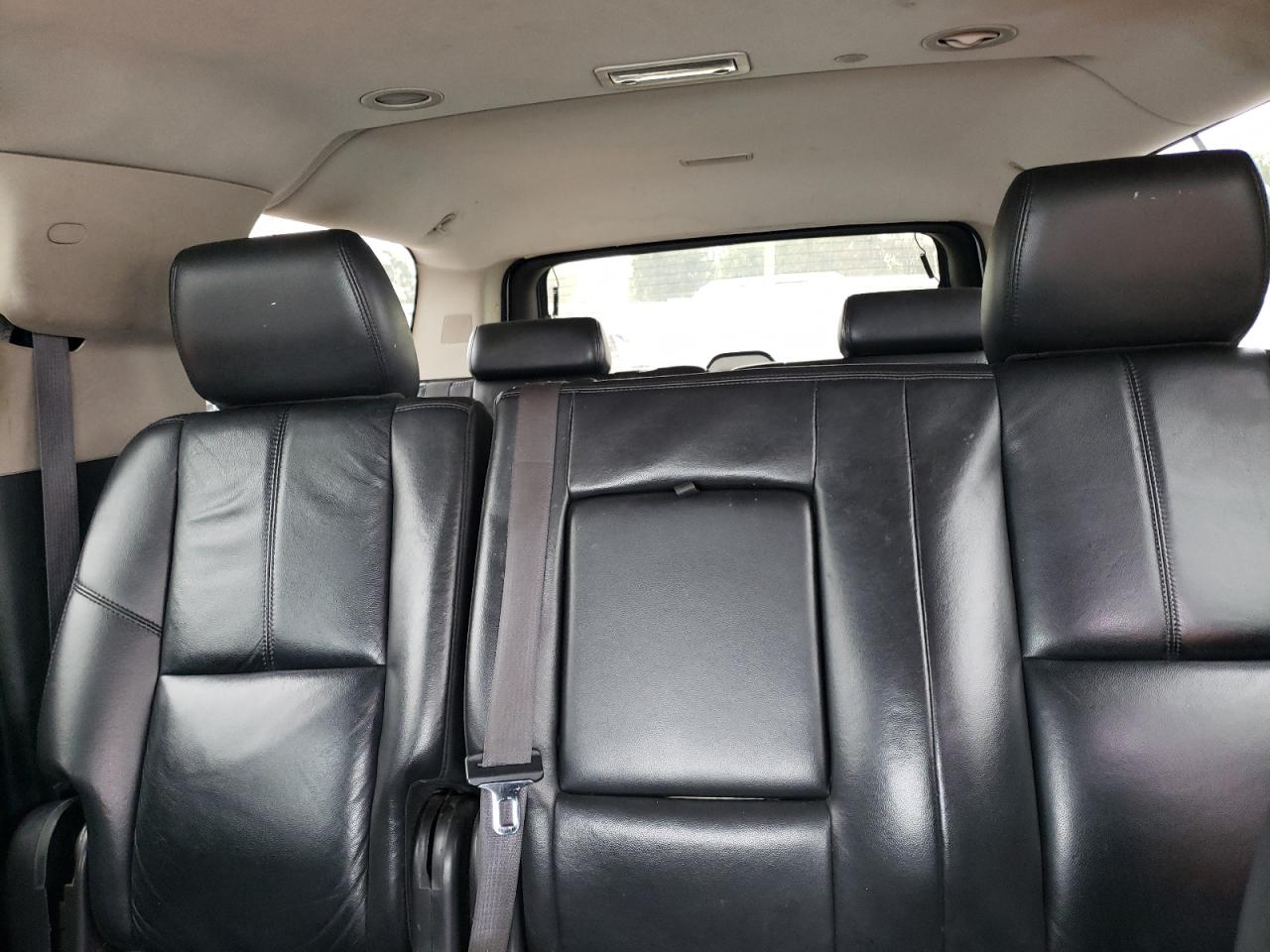 2011 Chevrolet Suburban K1500 Lt VIN: 1GNSKJE37BR177338 Lot: 82066785