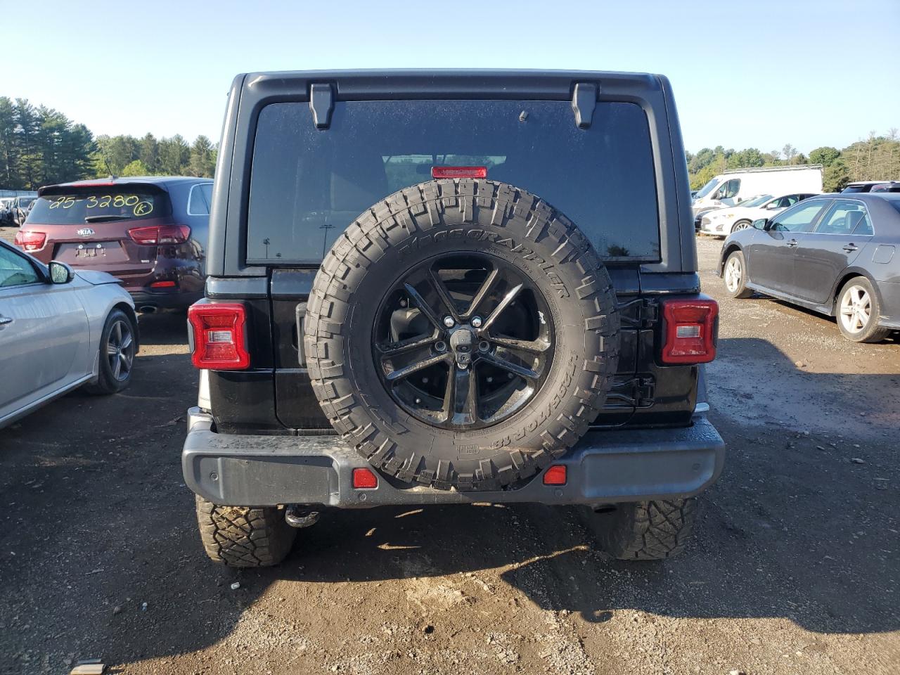 2021 Jeep Wrangler Unlimited Sport VIN: 1C4HJXDN8MW743118 Lot: 70850385