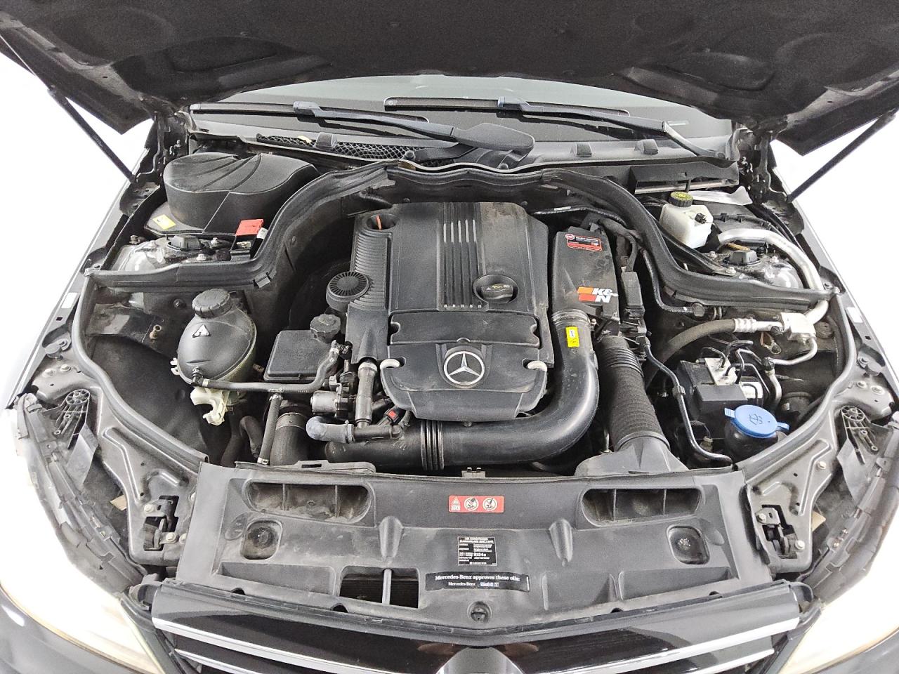 2014 Mercedes-Benz C 250 VIN: WDDGF4HB4EG210504 Lot: 70962555