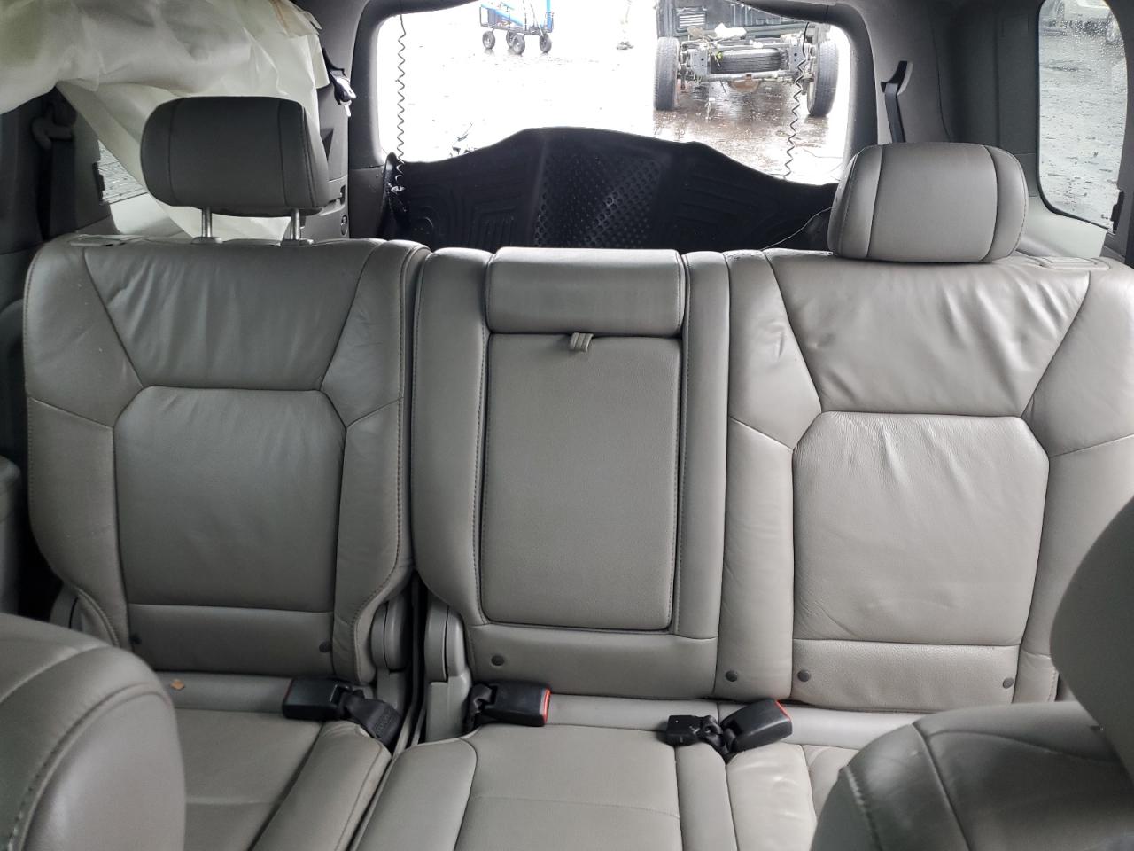 2011 Honda Pilot Exl VIN: 5FNYF4H54BB043222 Lot: 81064215