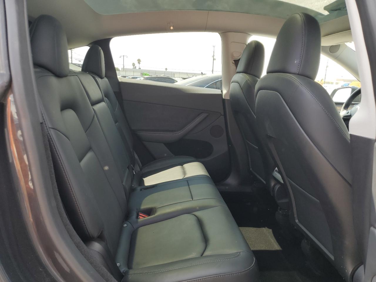 2024 Tesla Model Y VIN: 7SAYGDEE3RA222881 Lot: 80351395