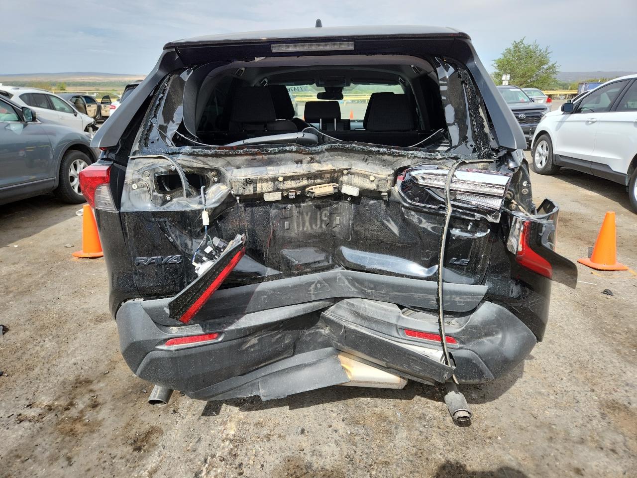 2022 Toyota Rav4 Le VIN: 2T3H1RFV1NC180343 Lot: 71476335