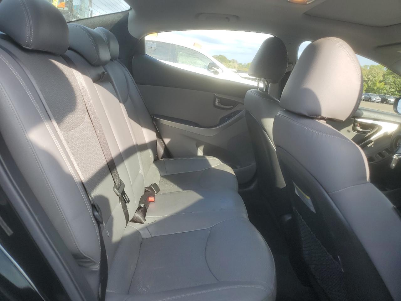 2012 Hyundai Elantra Gls VIN: KMHDH4AE0CU288915 Lot: 82112955