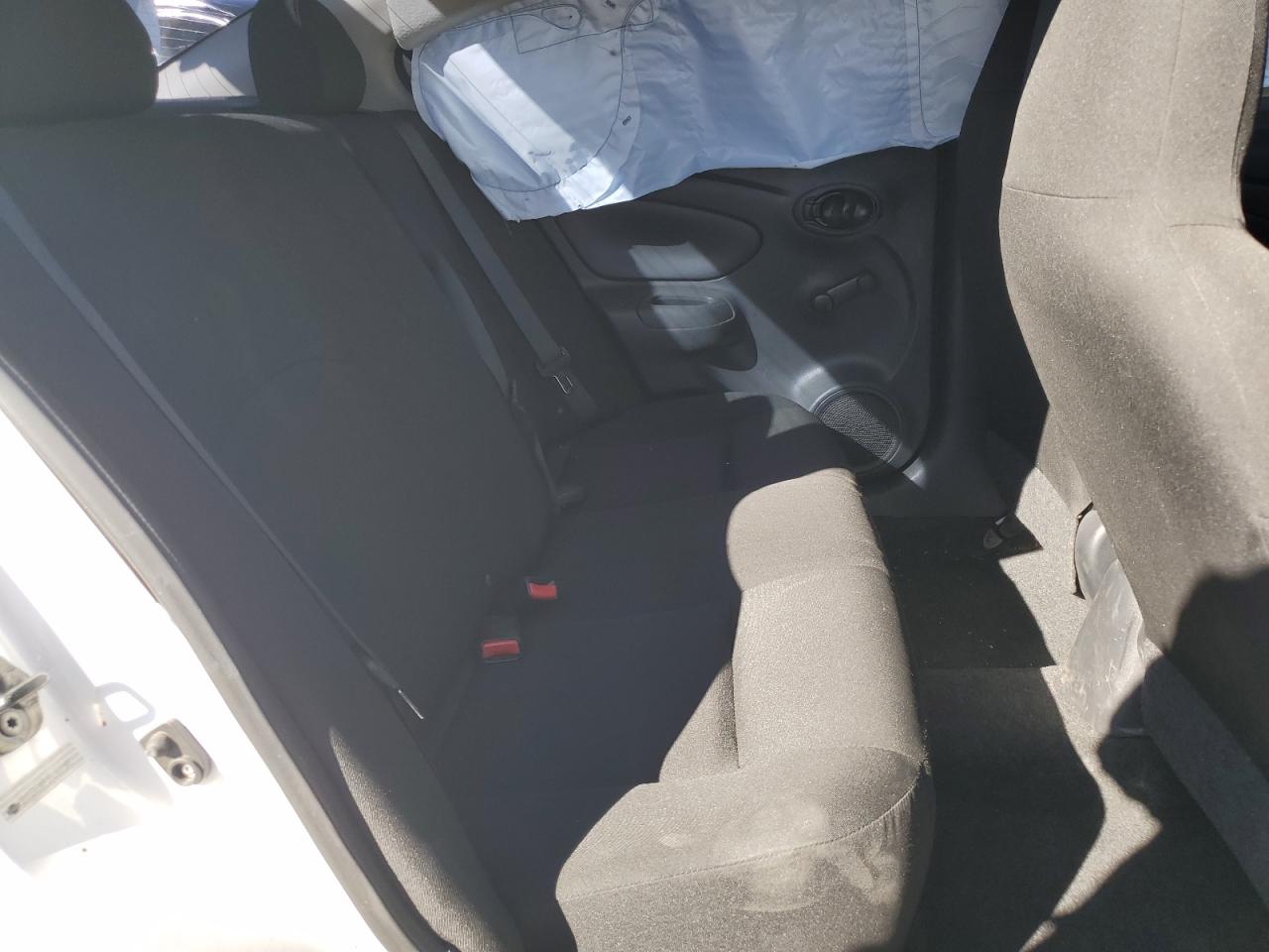 2015 Nissan Versa S VIN: 3N1CN7AP1FL907941 Lot: 84596435