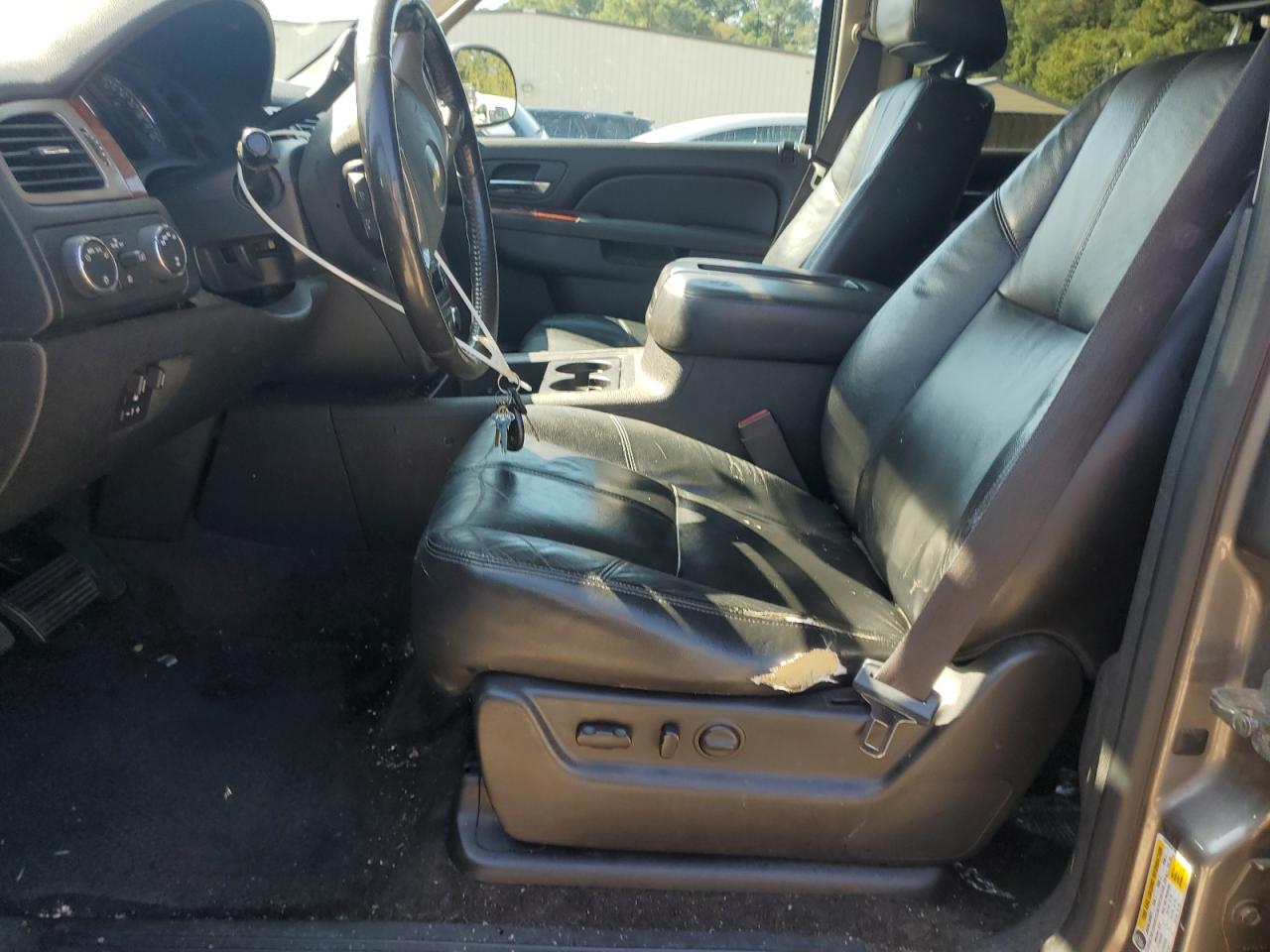 2012 Chevrolet Suburban K1500 Lt VIN: 1GNSKJE78CR195738 Lot: 81434625