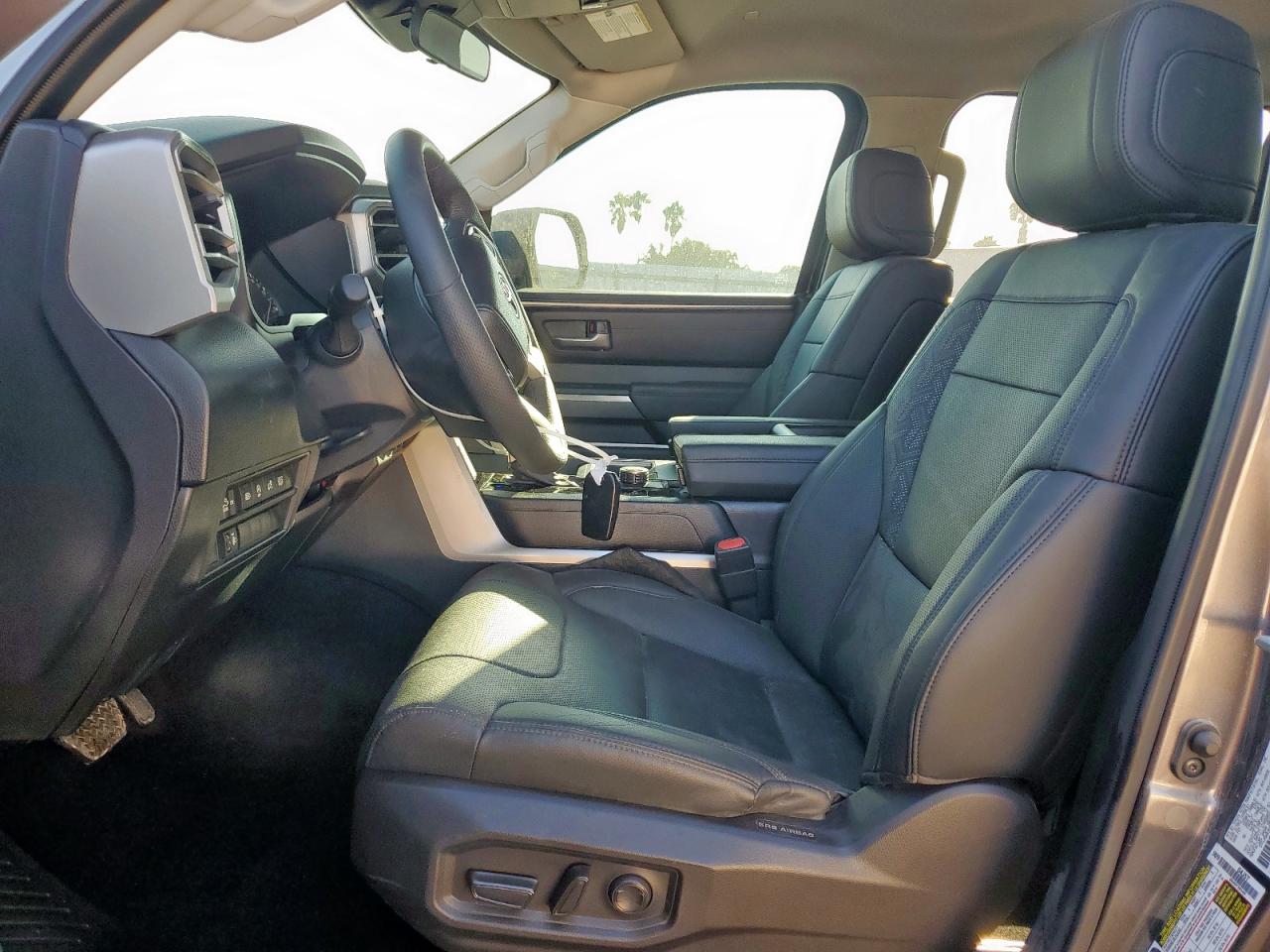 2024 Toyota Tundra Crewmax Sr VIN: 5TFLA5AB1RX037392 Lot: 81627495