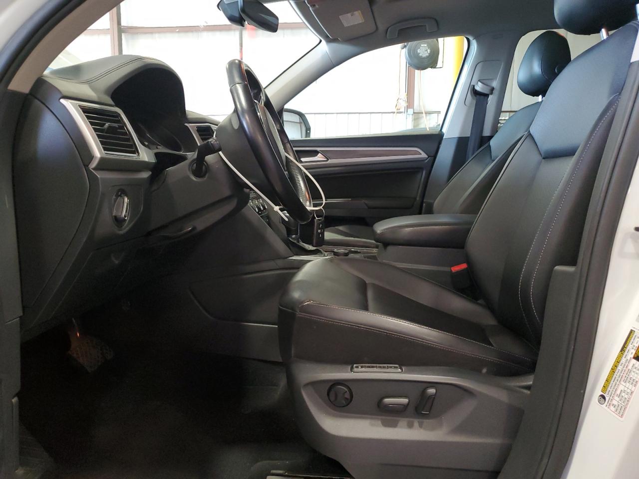 2018 Volkswagen Atlas Sel VIN: 1V2MR2CA2JC546921 Lot: 72082975
