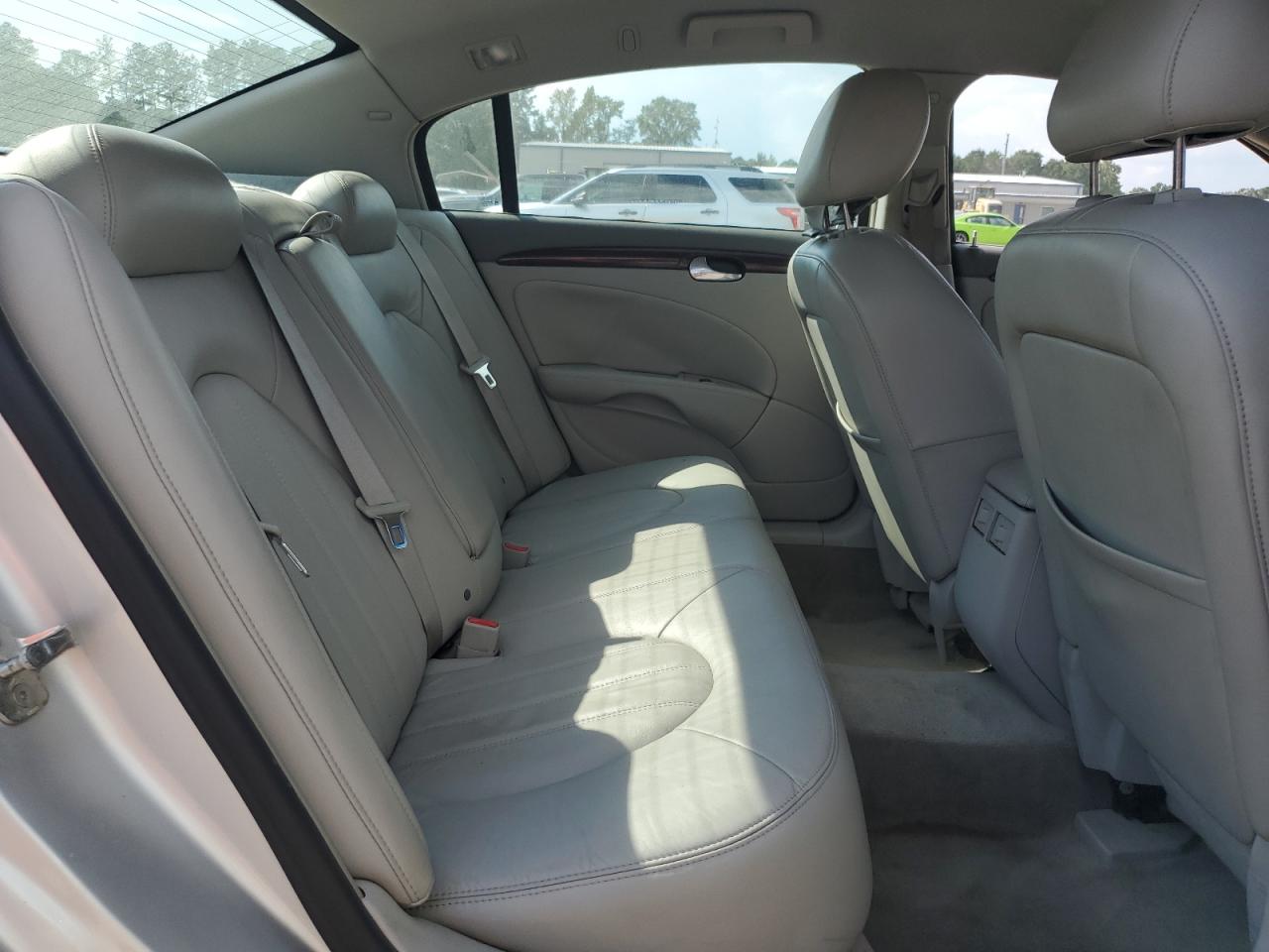 2010 Buick Lucerne Cxl VIN: 1G4HC5EM0AU102651 Lot: 81251405