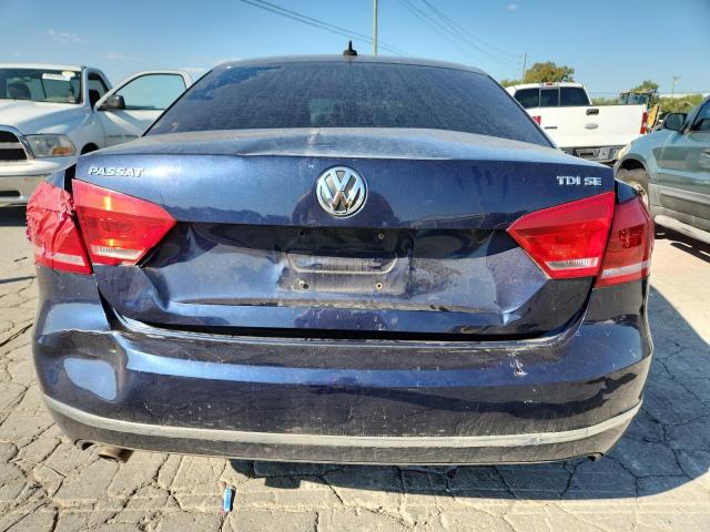 Sedans VOLKSWAGEN PASSAT 2013 Granatowy