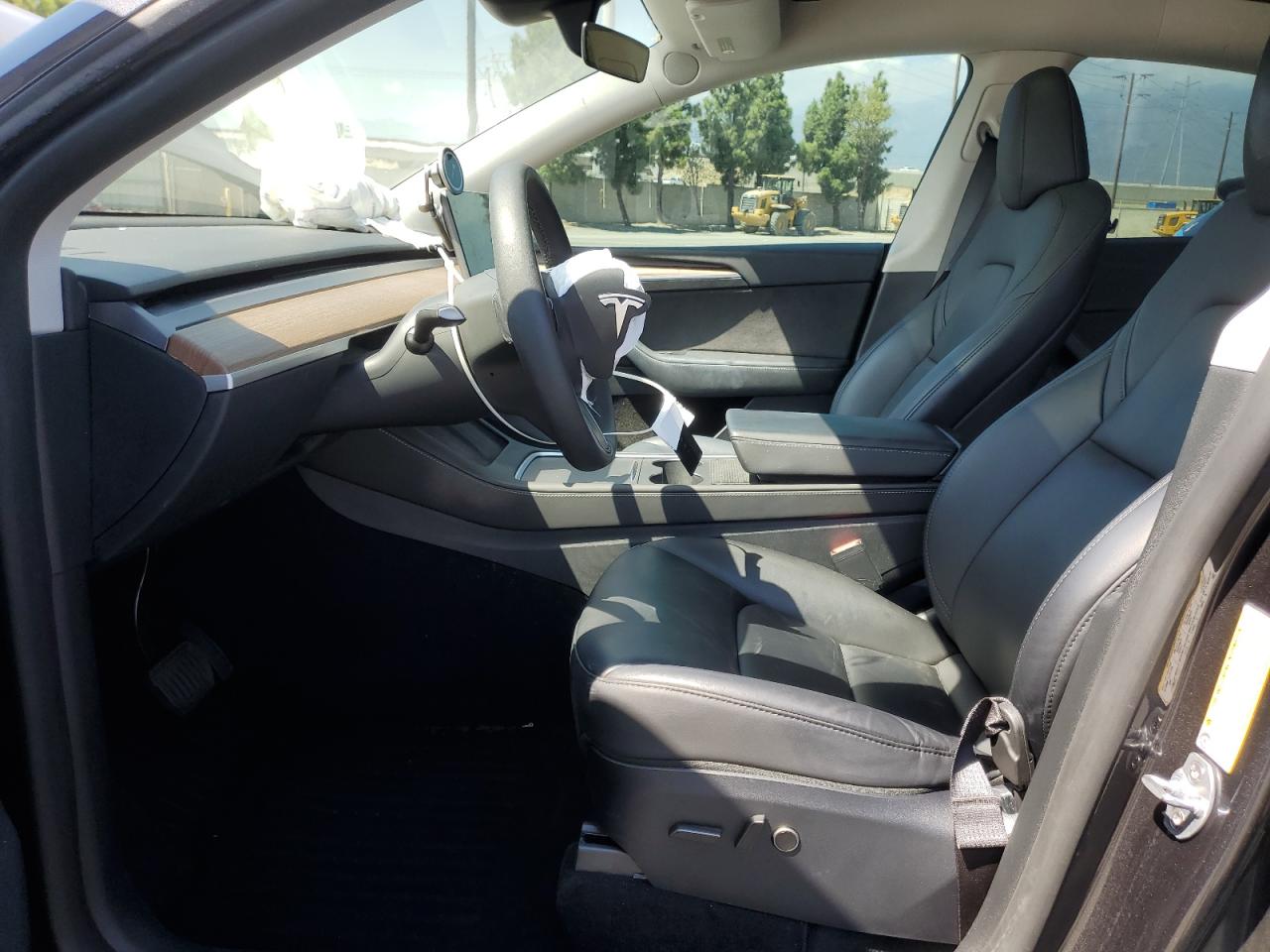 2024 Tesla Model Y VIN: 7SAYGDED1RF100241 Lot: 80306145