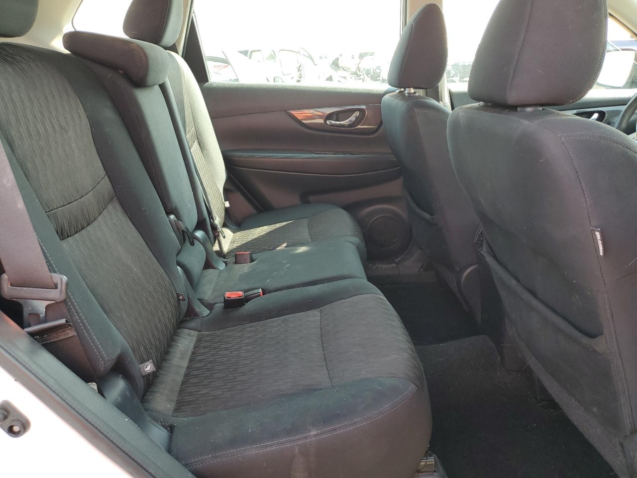 2018 Nissan Rogue S VIN: 5N1AT2MV2JC718643 Lot: 71048285