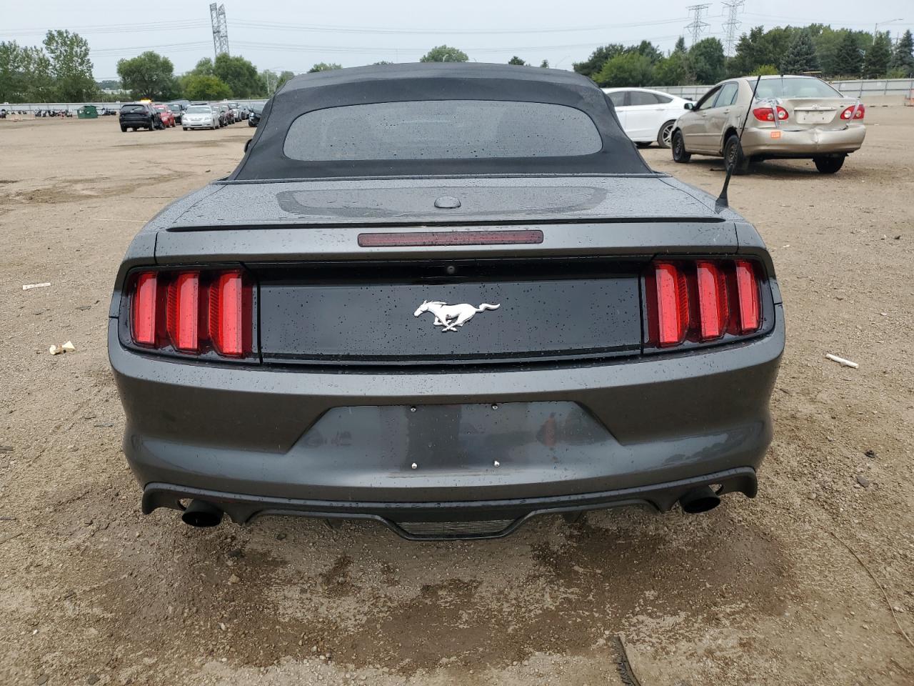 2016 Ford Mustang VIN: 1FATP8UHXG5281220 Lot: 70832535
