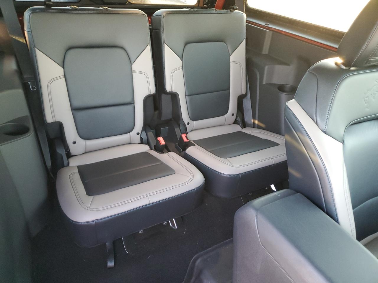 2023 Ford Bronco Base VIN: 1FMDE5CP4PLB38332 Lot: 70542935