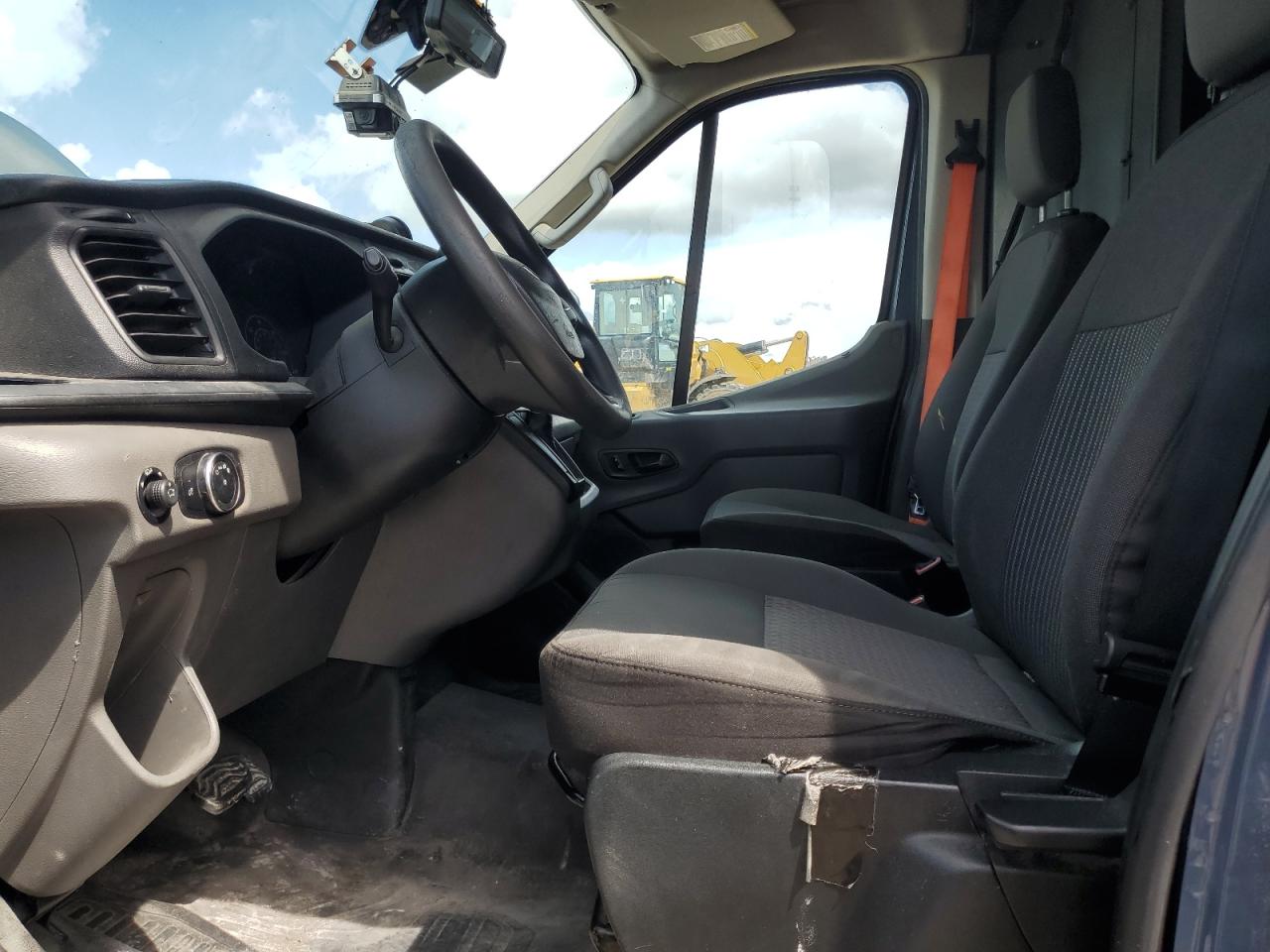 2020 Ford Transit T-250 VIN: 1FTBR3X82LKB27627 Lot: 84179935