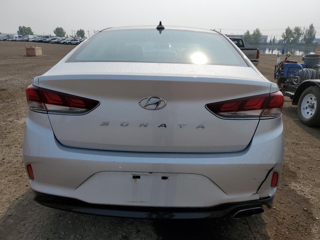 2018 Hyundai Sonata Se VIN: 5NPE24AF3JH617262 Lot: 70597945