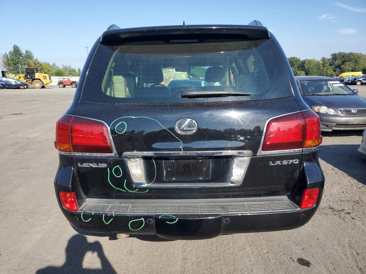 2008 Lexus Lx 570 VIN: JTJHY00W284016735 Lot: 70330885