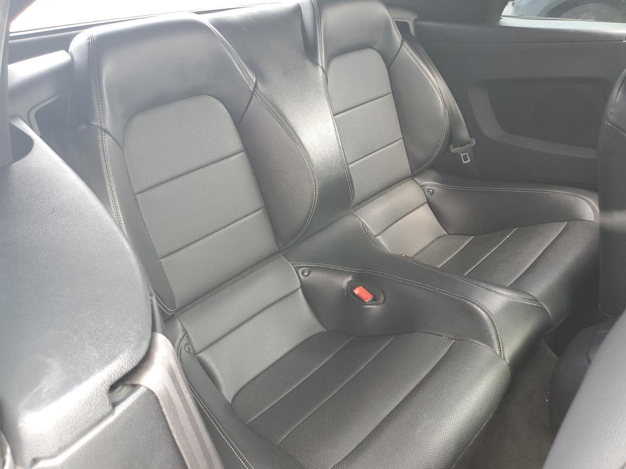 2018 Ford Mustang VIN: 1FATP8UH2J5155392 Lot: 82070015