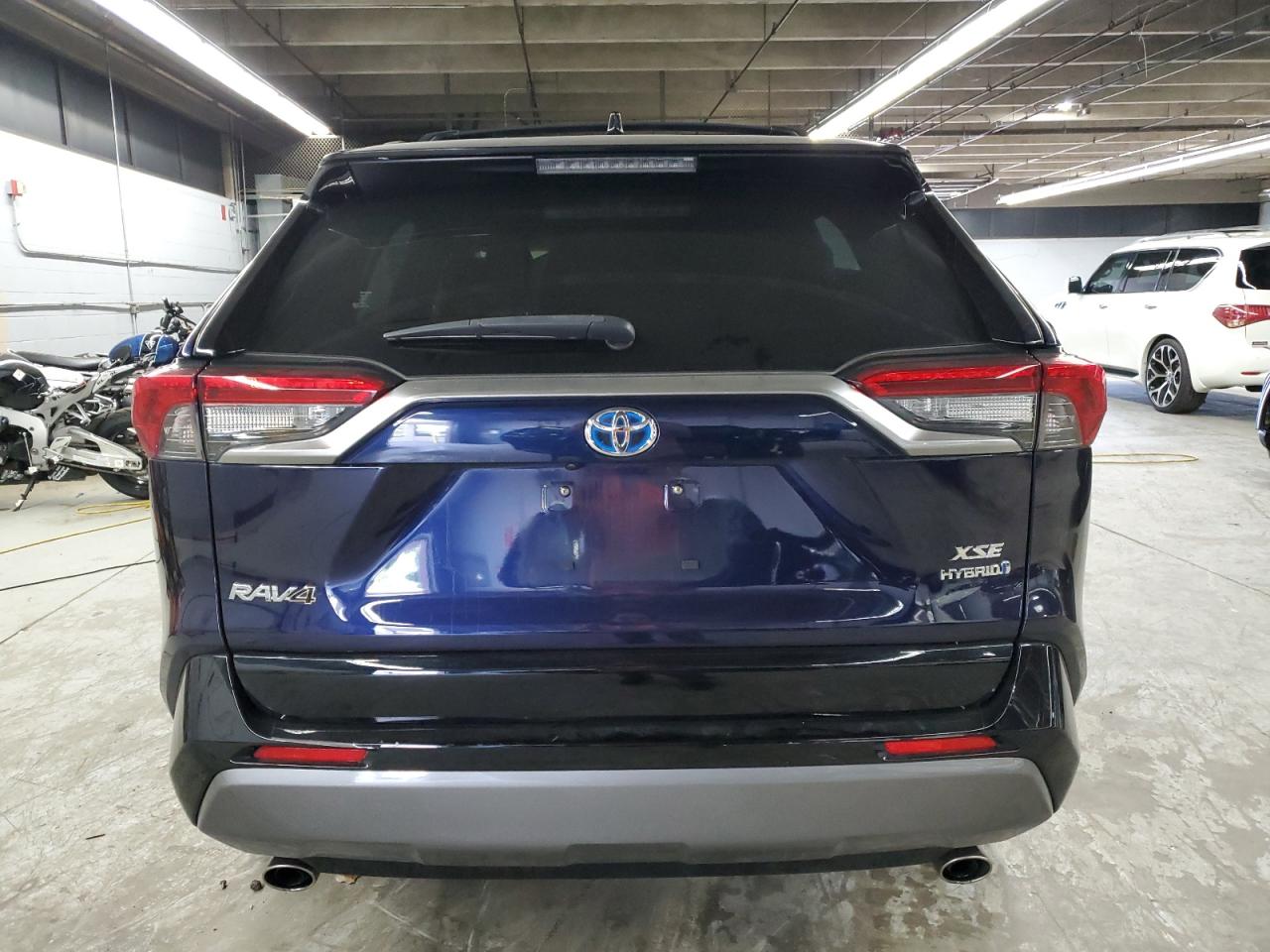 2020 Toyota Rav4 Xse VIN: JTMEWRFV5LD545409 Lot: 81457925